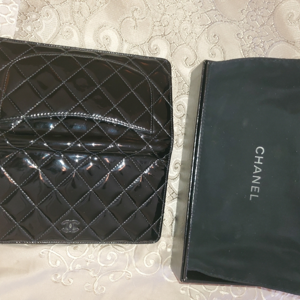 Chanel Wallet - Picture 5 of 6